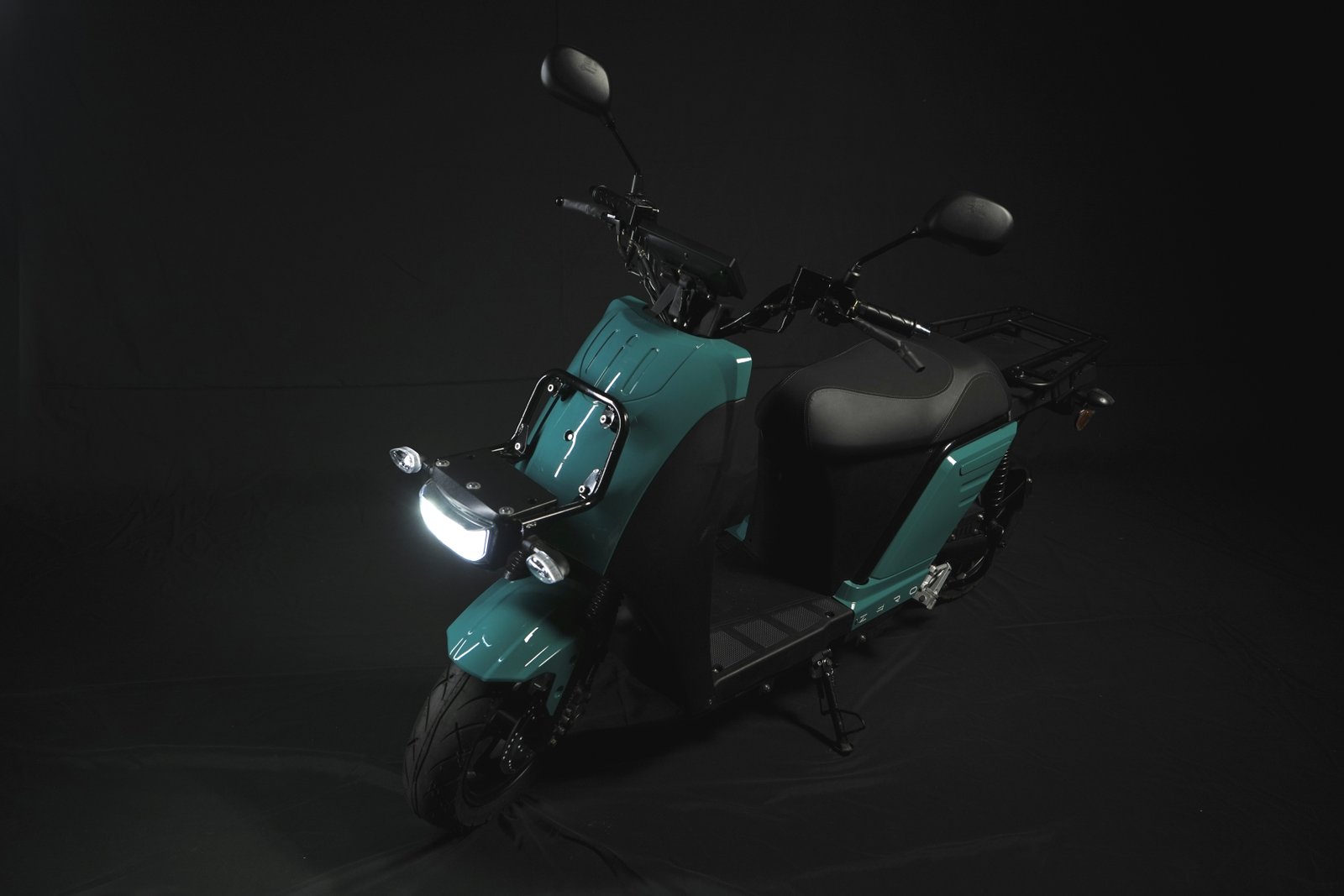FOX — scooter électrique compact L1e pour centre-ville