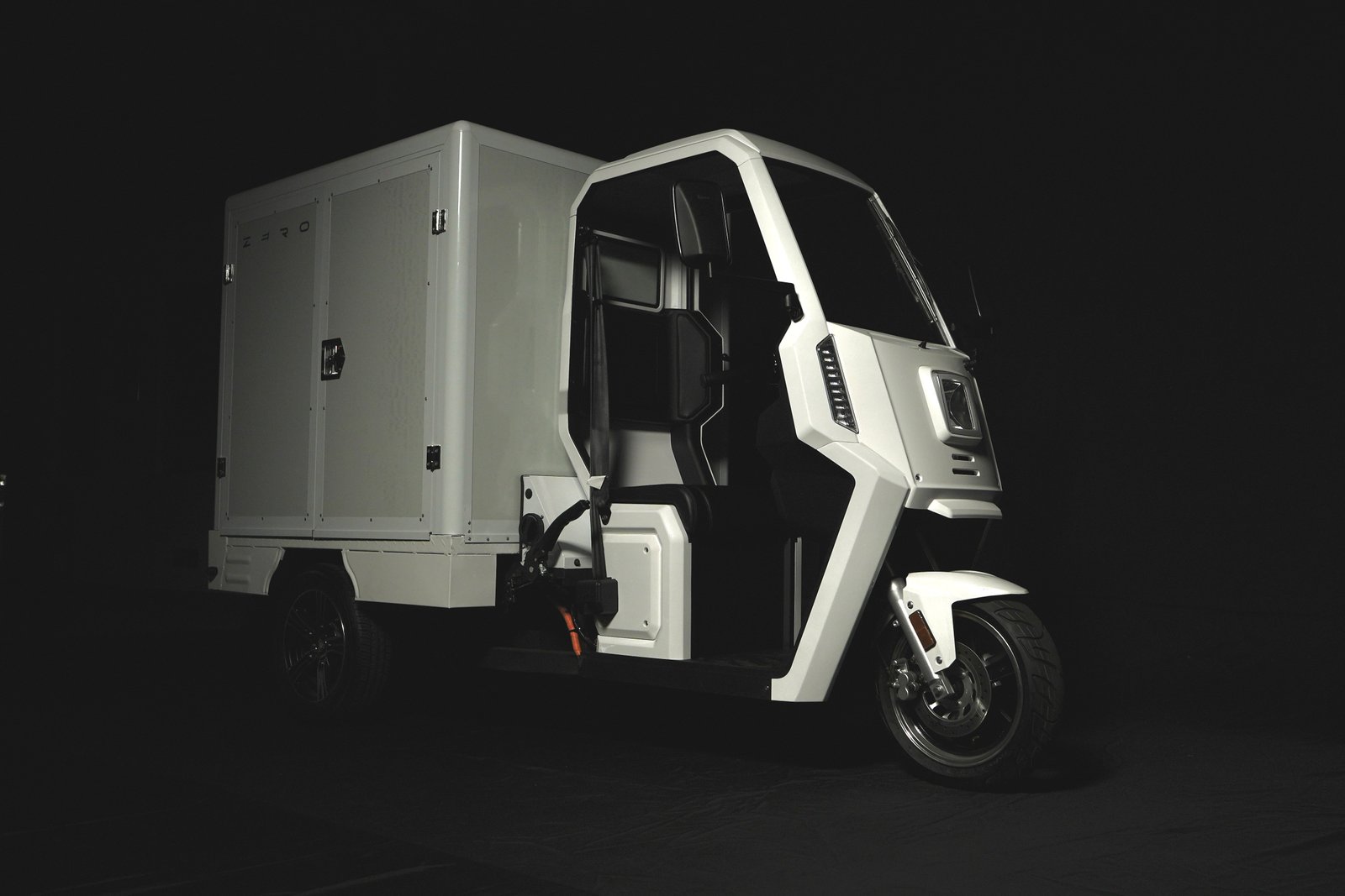 ZEBRA — scooter cargo 3 roues L5e pour logistique